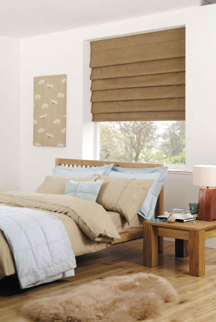 Жалюзи в спальню: фото, разновидности, материалы и цвета (55 фото)