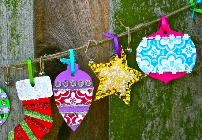 Поделки из бумаги на Новый год: как создать праздничный декор своими руками (80 фото)