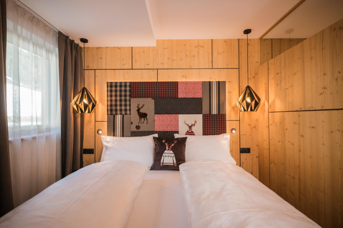 Дизайн спальни 12 кв.м: интересные идеи и полезные советы (56 фото)