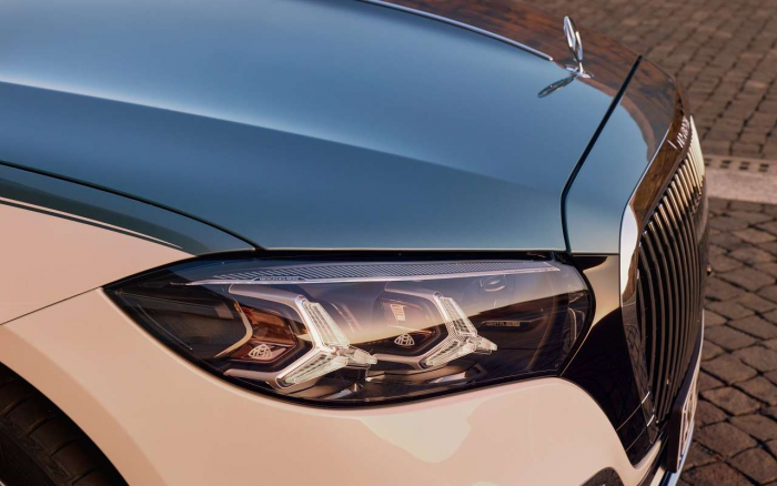 ИИ, мотор V12: представлен обновленный Mercedes-Maybach S-класса