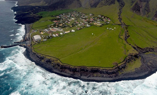 Самый изолированный город в мире находится в Атлантике: добраться почти невозможно