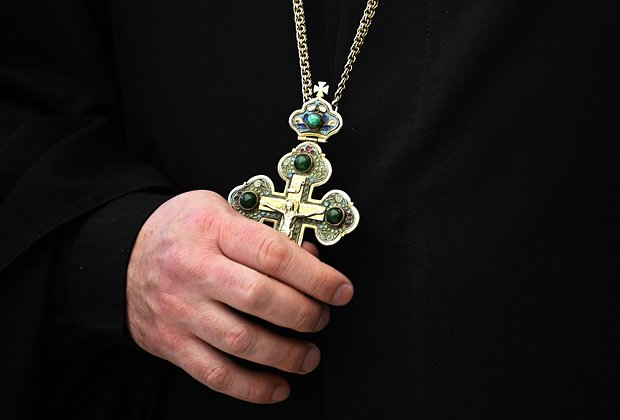 «Жена не властна над своим телом» Супруга обвинила российского священника в насилии и принуждении к ...у. Как они жили?