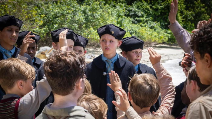 «Наша природа вынуждает нас делать гадости»: какой была история «Повелителя мух» на самом деле?