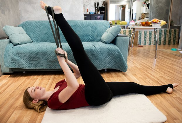 «Я не понимаю, как она это терпит» От страданий и тяжелой инвалидности Олесю спасет операция на позвоночнике. Нужна наша помощь