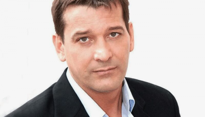 «Ей не место в моей семье!»: как сложились судьбы внебрачных детей звезд, которых отцы признали спустя годы