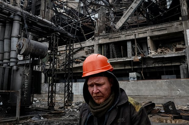 «Мы начинаем продвигаться быстрее» Военный ...итик Василий Кашин — об итогах 2025 года в зоне СВО и будущем переговоров по Украине