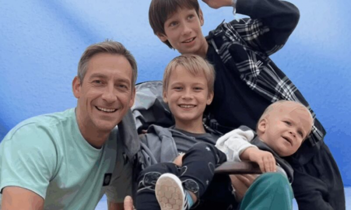 43-летний актёр пережил 2 развода и обзавелся 4 сыновьями: «С этой женщиной я точно пошёл бы в разведку»