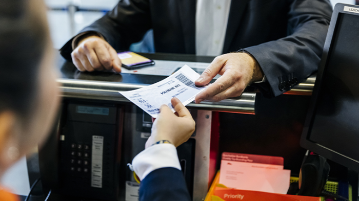 Ракета сбита над Турцией: опасно ли россиянам ехать на отдых и стоит ли сдавать билеты