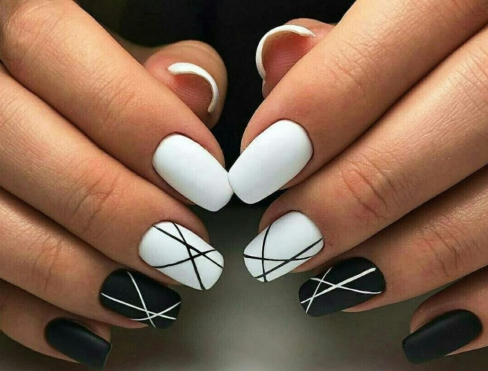 Маникюр на 8 Марта: идеи с фото