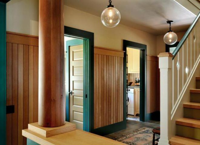 Чем отделать стены в коридоре, если в доме кошки или собаки (38 фото)