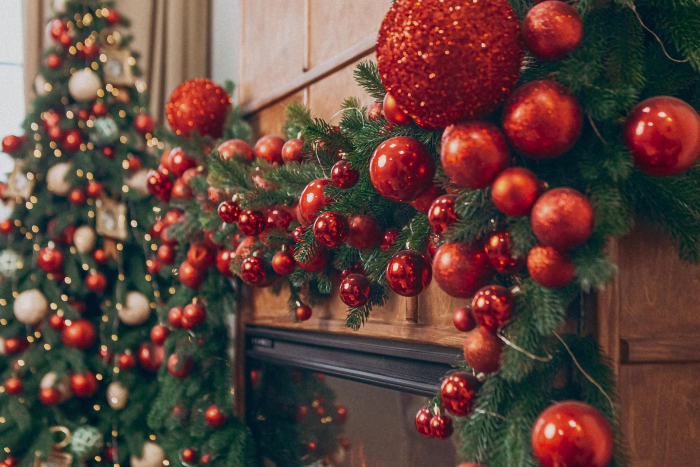 Как правильно встретить 2026-й Новый год Лошади. Цвета и одежда. Что пить и есть. Что подарить. Чего нельзя и что надо делать. Полное руководство