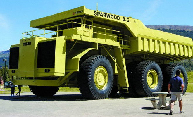 Титан был самым большим самосвалом мира 40 лет: в кузове помешается 10 машин