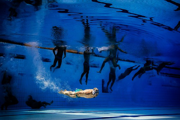 Долгожданный рекорд Овечкина, ликующий Роналду и кровавый поединок на турнире UFC Самые яркие спортивные фото 2025 года