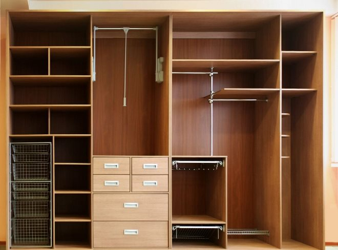 Шкаф-купе в интерьере: разновидности и особенности дизайна (104 фото)