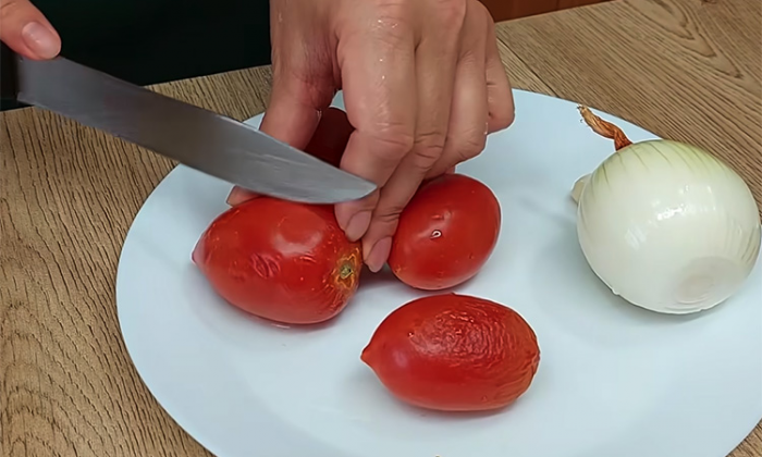 Готовим икру огуречную: будет вкуснее кабачковой. Можно есть сразу или закатать