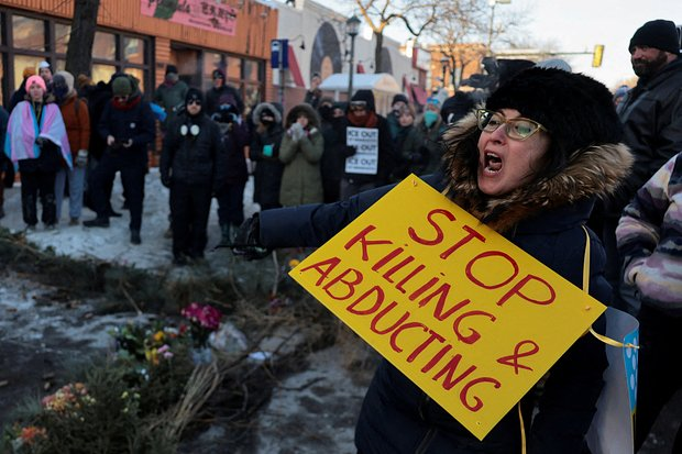 Политика Трампа привела к массовым протестам и кровопролитию в США. Чем это угрожает американскому президенту?