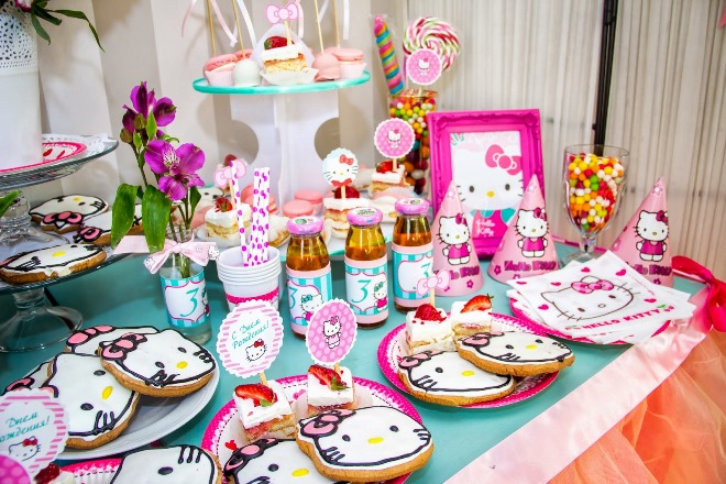 Как украсить стол на день рождения ребенка, чтобы он остался доволен (39 фото)