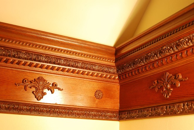 Дизайн потолочных плинтусов в интерьере: фото, как выбрать лучший вариант для интерьера (67 фото)