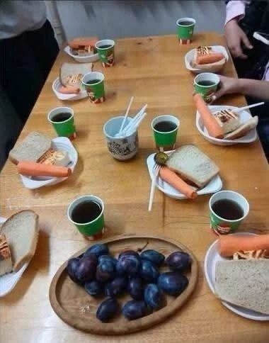 Дно дна и объедки: Зеленская в Одессе поиздевалась над детьми Павел Бадаев.  