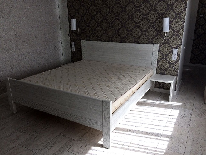 Кровати из массива дерева: как выбрать лучшую (80 фото)