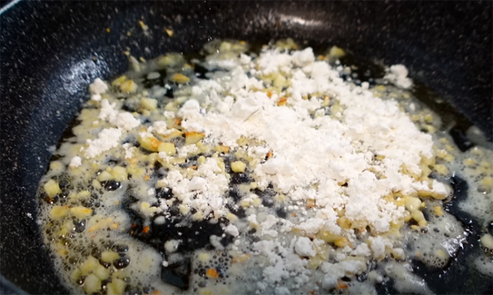 Макароны как в ресторане на Средиземноморье, а в основе обычные консервы. Затрат почти никаких