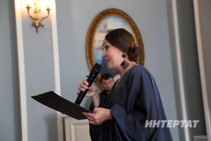 Алсу Исмәгыйлеваның беренче китабы чыкты: «Меңләгән хатын-кызга дәрт, көч, омтылыш бирер»