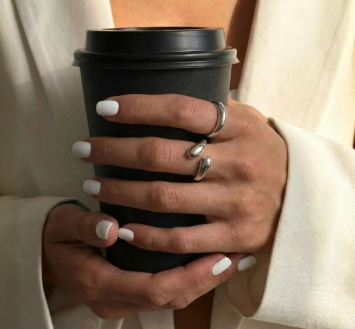 Как красиво носить кольца: лучшие схемы