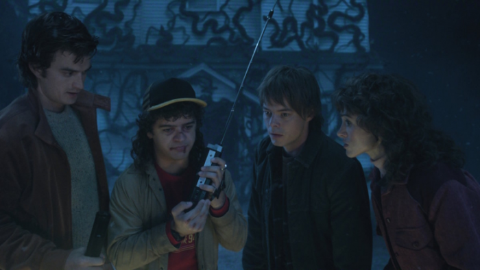 Netflix анонсировал документальный фильм о финале сериала "Очень странные дела"