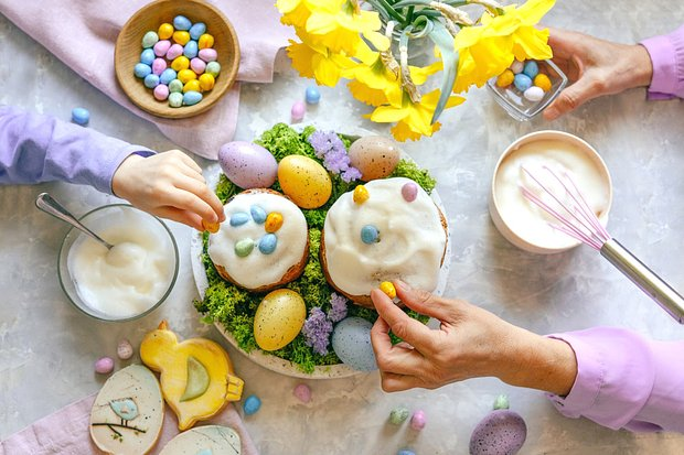 Глазурь для кулича на Пасху: лучшие рецепты