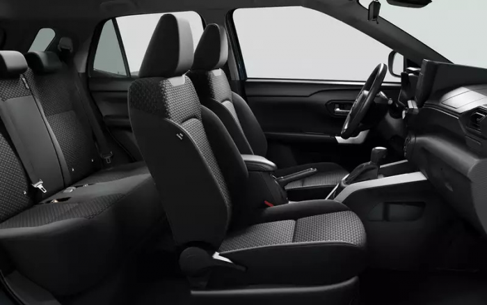 В России появился добротный кроссовер Toyota дешевле 2 млн рублей