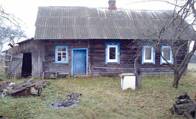 Делаю все сам: мужчина купил заброшку в деревне за 50 тысяч рублей и показал как она изменилась