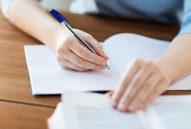 Пословицы и поговорки о труде, упорстве и лени: топ-100 фраз