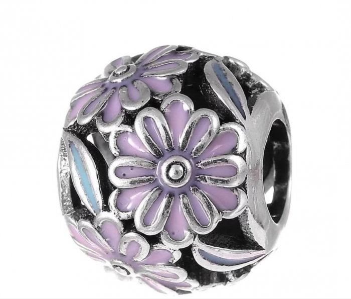 Украшения с цветами на 8 Марта