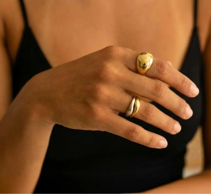 Как красиво носить кольца: лучшие схемы