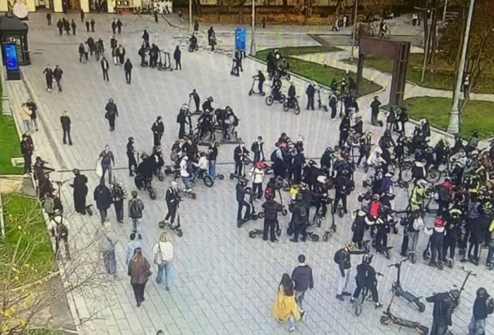 Сходка подростков на питбайках в Москве закончилась массовыми задержаниями