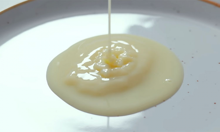 Самая лучшая глазурь для куличей: делается за минуту, не крошится, вкусная и белоснежная