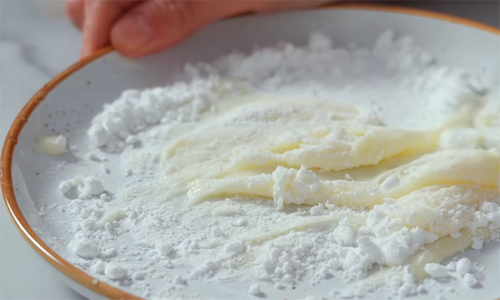 Самая лучшая глазурь для куличей: делается за минуту, не крошится, вкусная и белоснежная