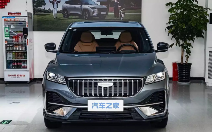 Geely снова обновила популярный кроссовер Coolray: подробности