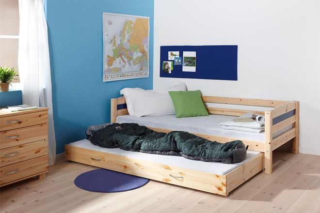 Выдвижная кровать – универсальное сочетание комфорта и компактности (43 фото)