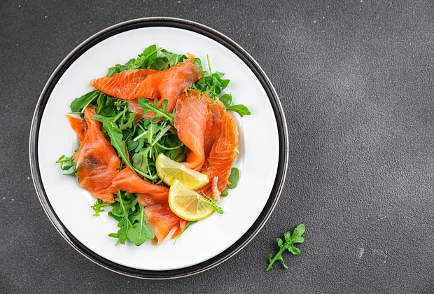 Как засолить форель в домашних условиях? 6 рецептов вкусной слабосоленой рыбы