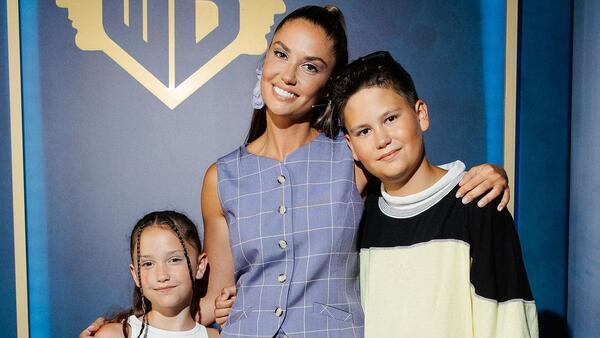 Муцениеце скромно отметила 13-летие сына от Прилучного — ни отца, ни отчима рядом