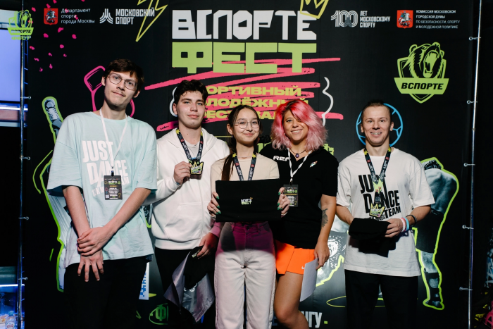 «Just Dance стал для меня спасением»: большое интервью с косплеершей SpaceMita