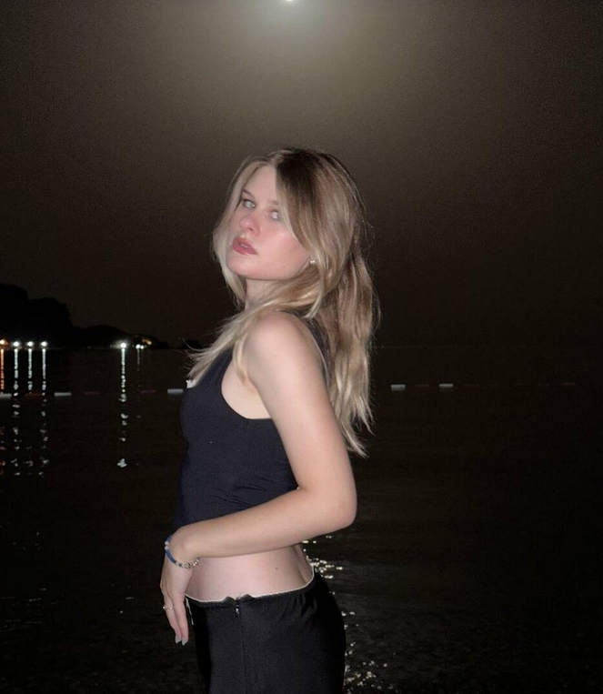 «Природа отдохнула»? Как выглядит 20-летняя дочь Виктории Толстогановой, которая не хочет славы