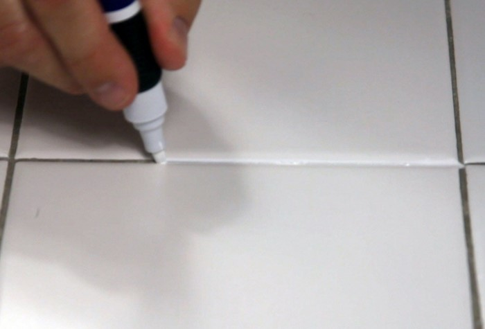 Действенные способы, как отбелить межплиточные швы на кухне и в ванной без особого труда