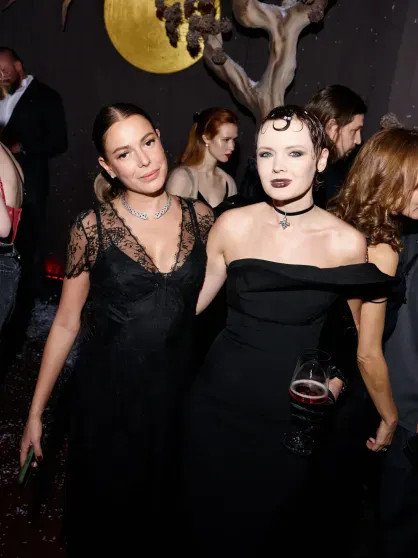 Яна Рудковская, Сати Спивакова, Полина Аскери и Ян Абрамов на дне рождения Кристины Потупчик: новые фото