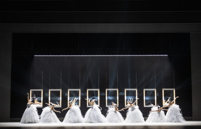 Знаменитую китайскую акробатическую драму «Лебедь» — вновь покажут в Санкт-Петербурге и Москве