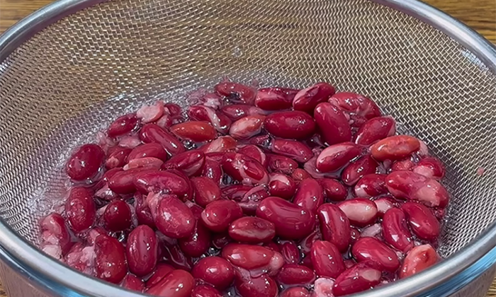 Тунец и банка фасоли. Попробуйте потрясающе вкусный суп: почти уха, но готовить проще