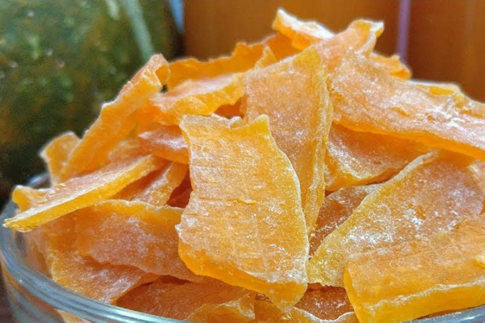 «Ледяные» цукаты из тыквы на зиму и закуской: вкуснее любых конфет и пастилы