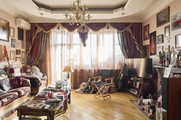 Правда о миллионах Полины Лурье: откуда деньги на шикарную квартиру Долиной?