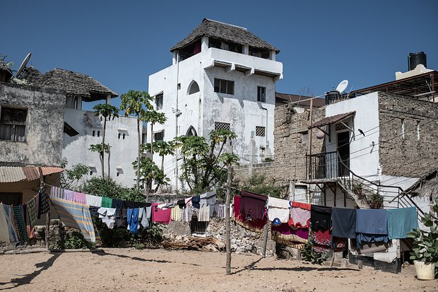 «Во сколько в Найроби обычно начинают убивать?» Россиянин в одиночку поехал в одну из самых опасных стран. Что его там поразило?